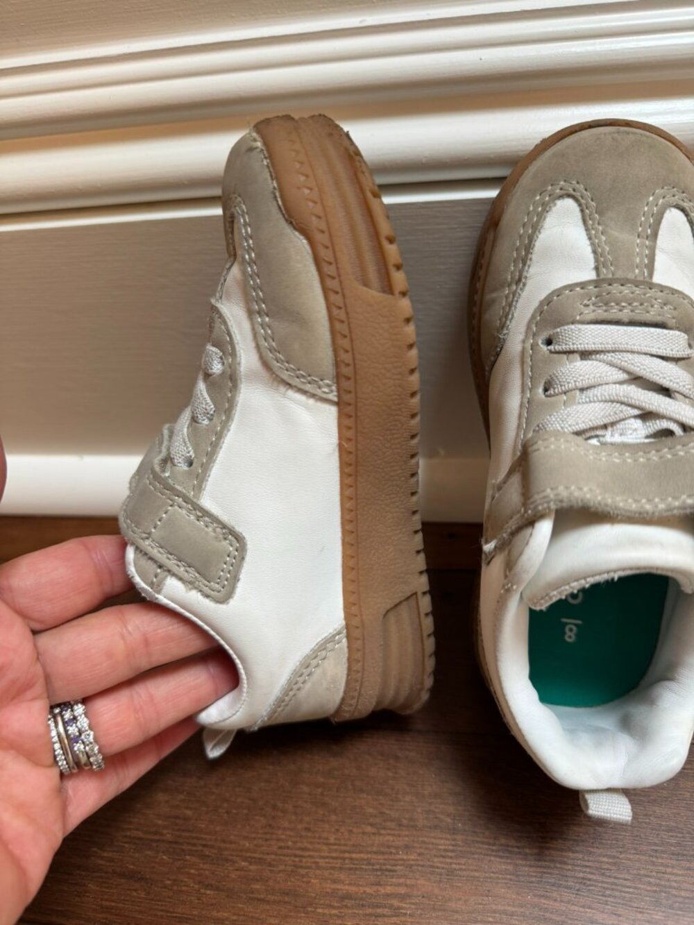 Carters Sneakers - Picture 4 of 10
